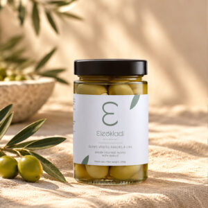 Olives vertes farcies à l’ail — 200 g